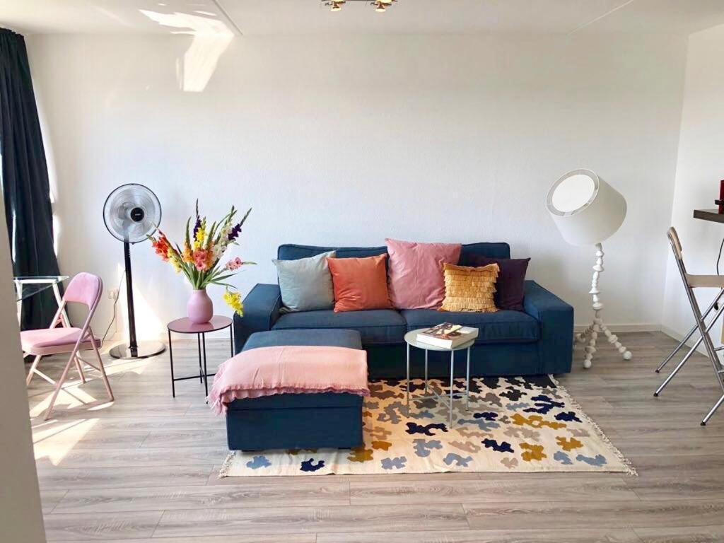 großes Appartement mit Aussichtsbalkon Ludwigsburg Exterior foto